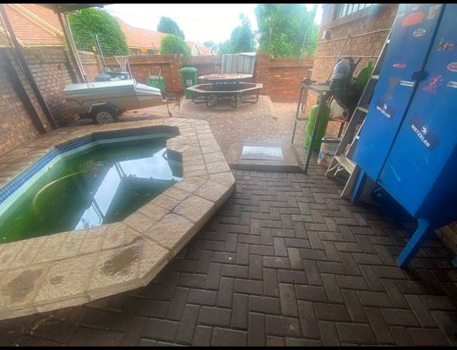 3 BEDROOM HOUSE FOR SALE IN KANONKOP